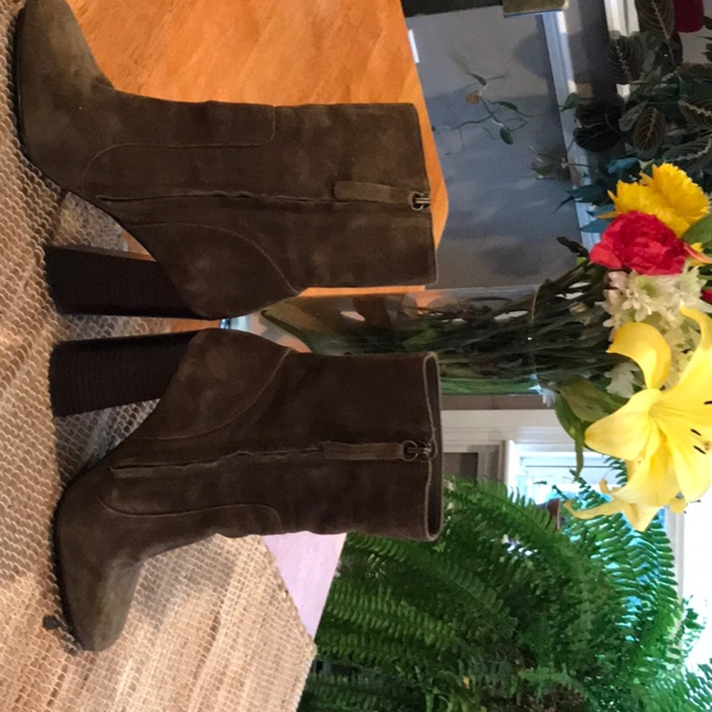 Steve Madden suede block heel booties